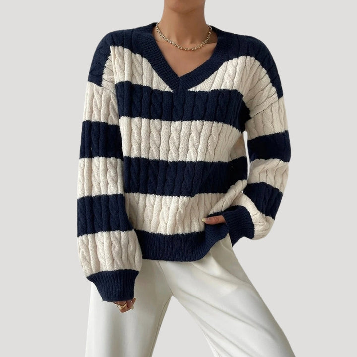 Maglione oversize a righe con scollo a V in lavorazione a trecce per donna