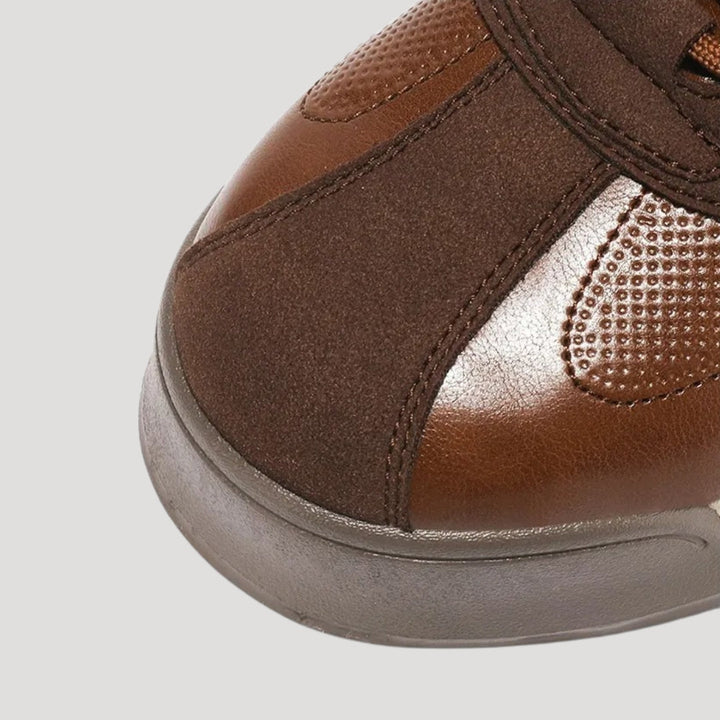 Scarpe sportive in pelle da uomo con lacci, stile smart casual