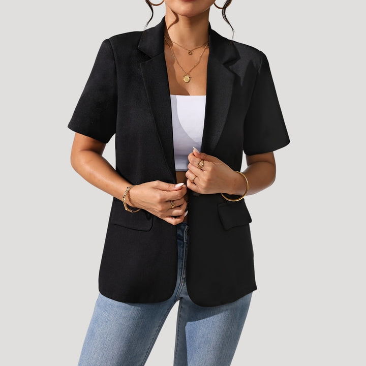 Blazer nero classico da donna a maniche corte