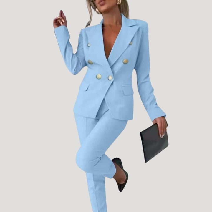 Set giacca e pantaloni con bottoni per donna